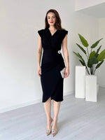 Midi Dresses