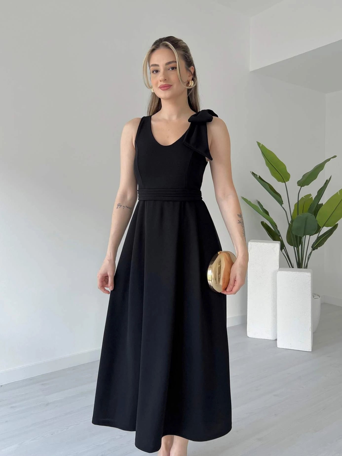Kirsten Dress